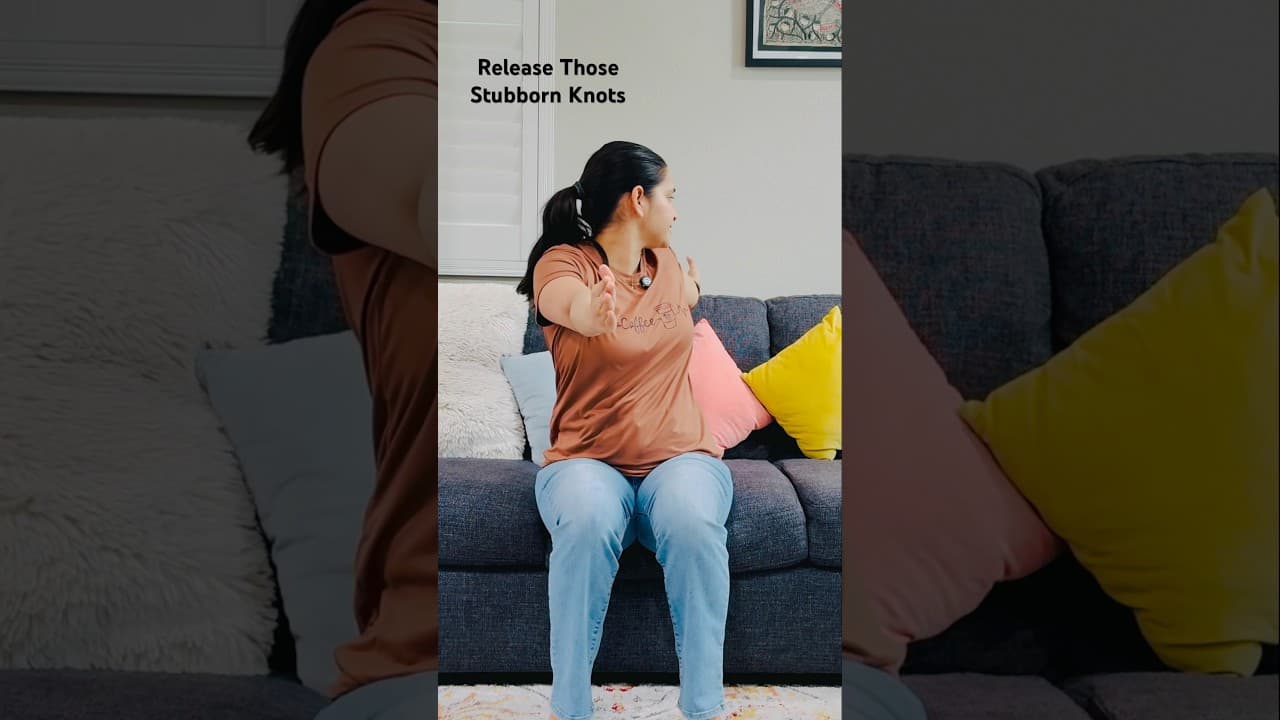 Release Stubborn Knots Between Your Shoulder Blades – Quick & Effective Relief!